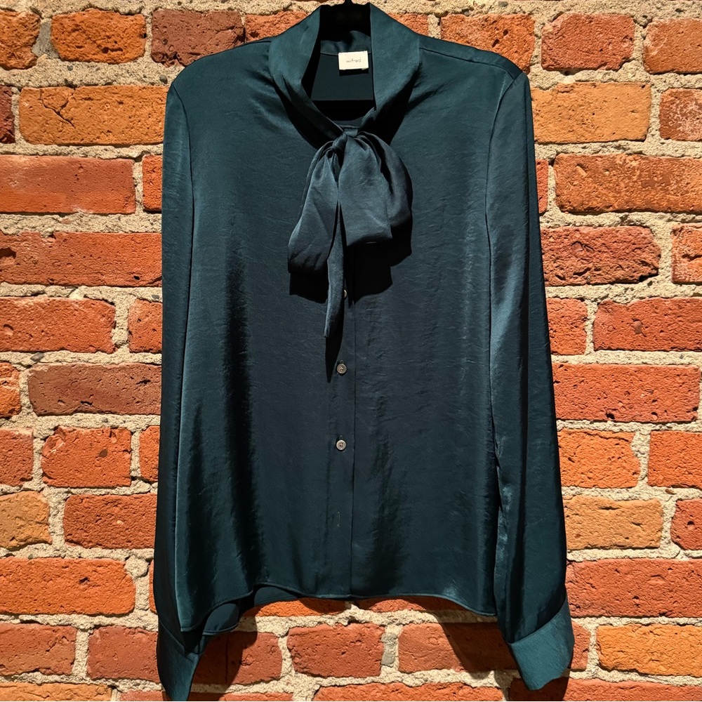 Wilfred Shakespeare Top